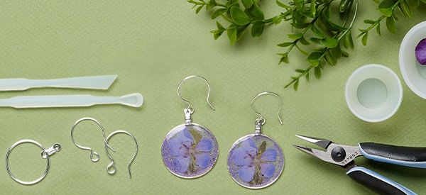 resin mixed media resources